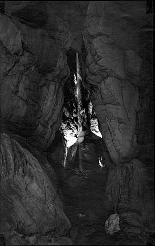 Johalvin shaft of light[Moore]